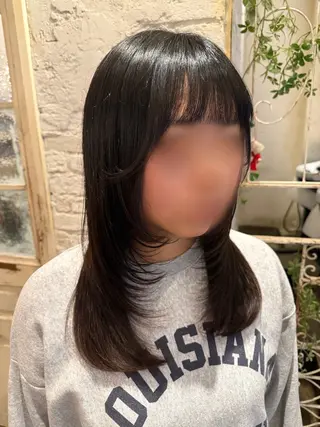 ロング 美濃 咲穂のヘアスタイル
