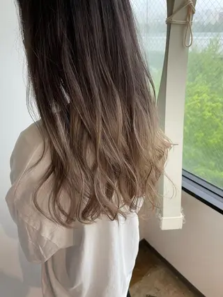 ロング カラー 🌈ディレクター🌈 徳松優希のヘアスタイル