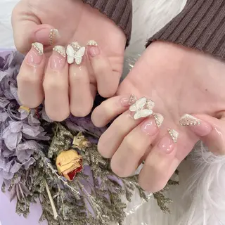 ネイル 🦋ネイルサロン ブラン🌈ゆりのネイルデザイン