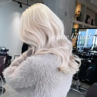 ロング カラー 💜ハイトーン💛 マジカルかいちゃんのヘアスタイル