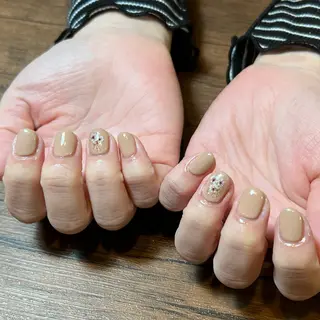 ネイル HENRIETTA NAILSALONのネイルデザイン