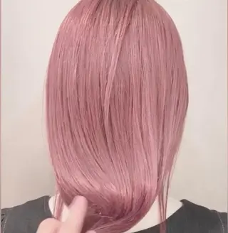 ミディアム カラー ヘアアレンジ ハイトーン/ ボブ 中村麟のヘアスタイル