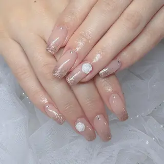 ネイル Momo🍑 【パラジェル取扱店】のネイルデザイン