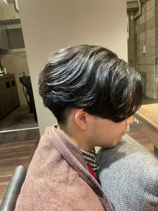 ミディアム パーマ 村上 翔平のヘアスタイル