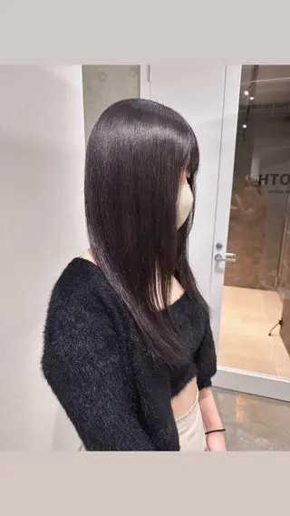 セミロング Rita/髪質改善 /透明感カラーのヘアスタイル