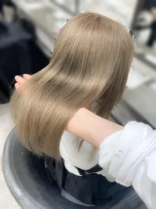 ミディアム ハイトーンエクステ 🎩カズキ🎩のヘアスタイル