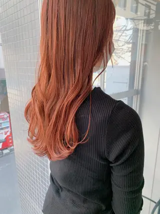 ミディアム カラー タカハシ ハヤトのヘアスタイル