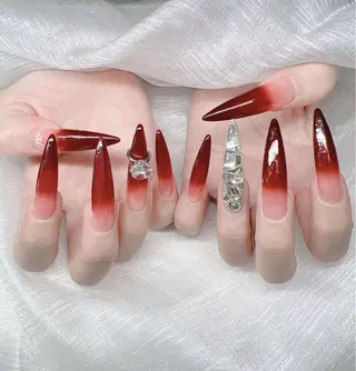 ネイル Lee Nailsのネイルデザイン