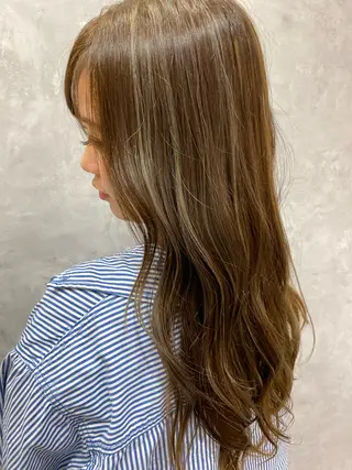 ロング カラー StellA所属・MIZUKI/町田/ ハイトーンカラーのヘアスタイル