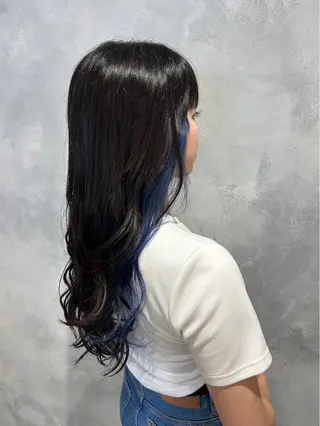 ロング カラー 艶髪ストレート🧚 尾崎 晴香のヘアスタイル