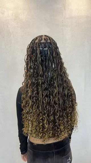 ヘアアレンジ 水野 明羽のヘアスタイル