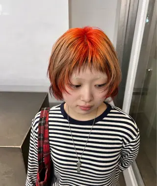 ショート ハイトーン🫀 デザイン🪐yumeのヘアスタイル