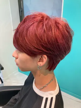 ショート カラー 🫧透明感✨ブリーチ 💫ダメージレス🫧のヘアスタイル