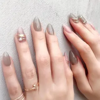 ネイル Mon trésor所属・Montrésor 名古屋ネイルサロンのネイルデザイン