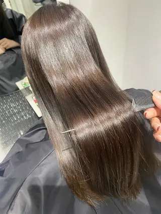 ロング カラー SALOWIN銀座Suite所属・長谷川 なつみのヘアスタイル