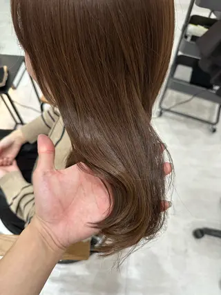 ミディアム カラー 赤み消し/オリーブ カーキ/福田れんのヘアスタイル