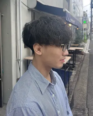 ミディアム パーマ メンズ homme, famille raugh【オム・ファミーユ・ラグ】所属・【メンズ特化】パーマ /マッシュ/たいちのヘアスタイル