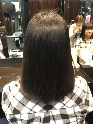 セミロング LOOP HAIR Eyelash所属・LOOP REMIのヘアスタイル