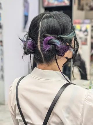 ヘアアレンジ 推しカラー🦉にじさ んじカラー🌈🕒✨のヘアスタイル