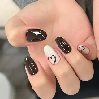 ネイル アトリエ　ミモザ所属・いまむら あかりのネイルデザイン