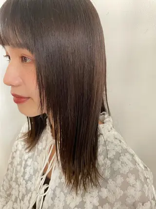 ミディアム ブリーチなしWカラー /地毛風/小林凪沙のヘアスタイル