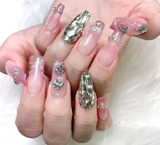 ネイル ナナ　ネイル Salonのネイルデザイン