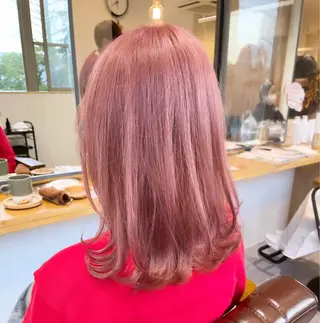 ミディアム カラー 北本 まどかのヘアスタイル