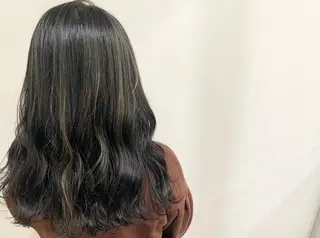 ロング カラー あべ ゆうかのヘアスタイル