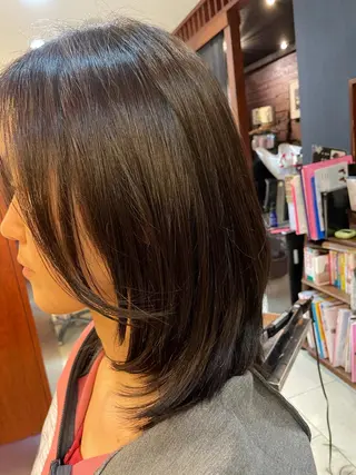 ミディアム こすげひろと カラー講師のヘアスタイル