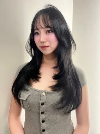 ロング HIMARI/レイヤ ー/透明感カラー🤍のヘアスタイル