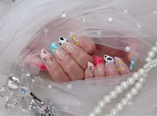 ネイル ハヤシ ミカのネイルデザイン