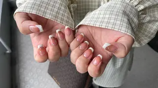 ネイル 株式会社JUEGO .○°のネイルデザイン