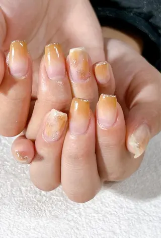 ネイル Nailsalon &Noel所属・もも 🍑のネイルデザイン