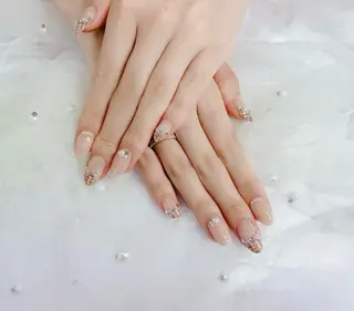 ネイル ᴿᴬᴺᴼᴺ ‎🤍 𝐴𝑌𝐴𝐾𝐴のネイルデザイン