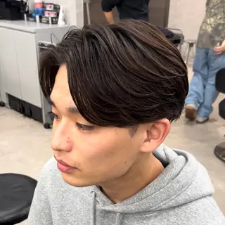 ショート カラー パーマ メンズ センターパート マスターかずまのヘアスタイル