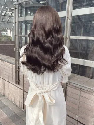 ロング SALOWIN 川崎店所属・ブリーチなしで透明感 🌙有沢透羅のヘアスタイル