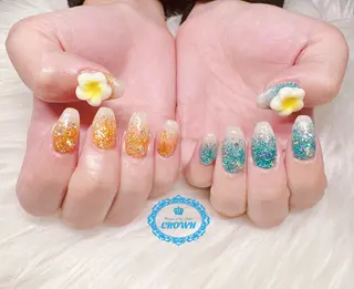 ネイル CROWN プライベートサロンのネイルデザイン