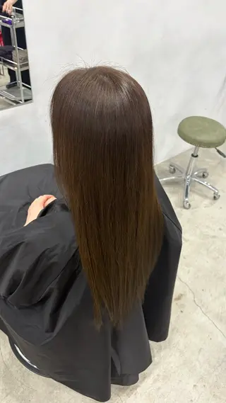 カラー 小島 葵のヘアスタイル