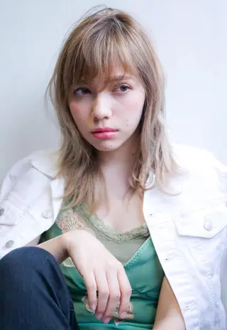 セミロング カラー hao所属・西山 頌太のヘアスタイル