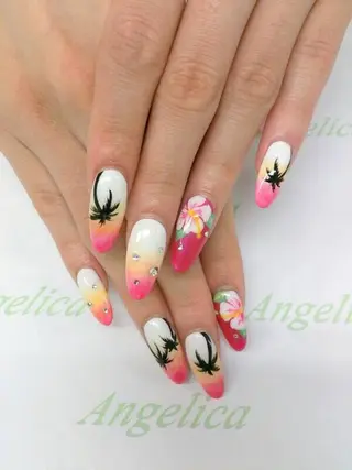 ネイル Angelica ネイリストのネイルデザイン