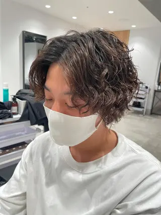 ショート カラー パーマ ヘアアレンジ メンズ パーソナルカラー合わ せたカラー🤍なつみのヘアスタイル