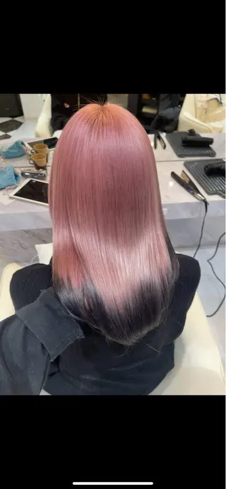 セミロング カラー 空【クウ】所属・【Chu】 ✨SERA✨のヘアスタイル