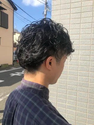 ショート パーマ メンズ うる艶レイヤーカット hinakoのヘアスタイル