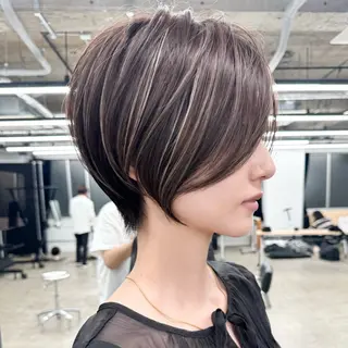 ショート カラー ショート特化✨ 津々美のヘアスタイル