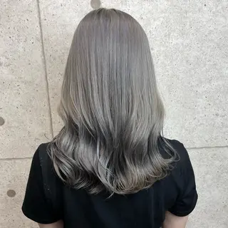 セミロング カラー 奥山義進/ハイトーン /バレイヤージュのヘアスタイル