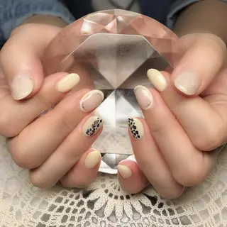 ネイル ゲン レイカのネイルデザイン