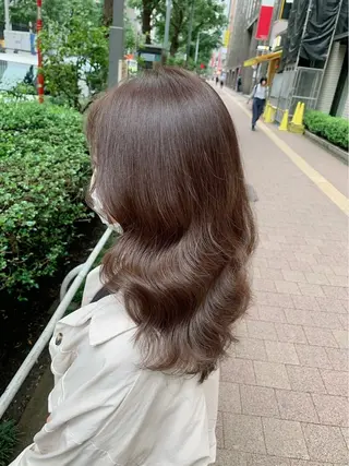 セミロング カラー ハイトーン/ブリーチ 💙みずき💙のヘアスタイル