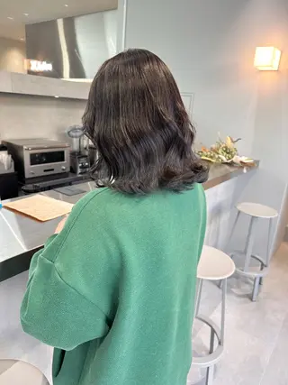 ミディアム カラー 染谷 遥花のヘアスタイル