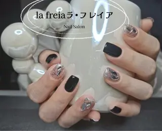 ネイル 🤩 Yuliaユリアのネイルデザイン