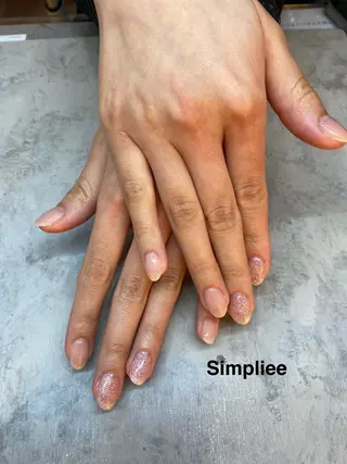 ネイル シンプリー🧚🏻 ワン👗渋谷店もえなのネイルデザイン